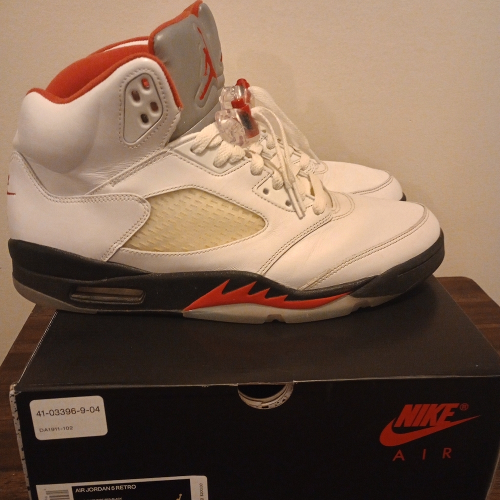 Jordan 5 (2020 Silver Tongue) Size 11